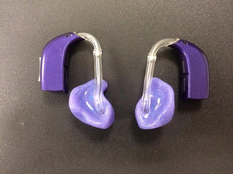 Change tubing on hearing aid